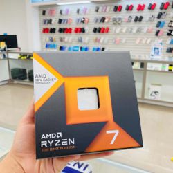 AMD RYZEN 7 7800X3D