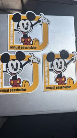 Disney Annual Passholder Magnet (Mickey)