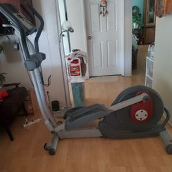 Pro Form Elliptical