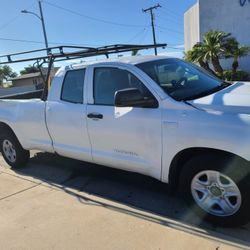 2013 Toyota Tundra 4x4 8 Ft Bed 
