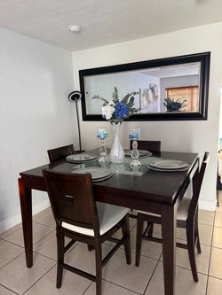 Dinning Table