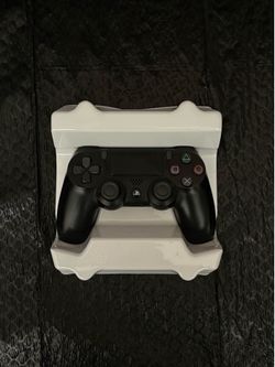 Black PS4 Controller – Good Condition