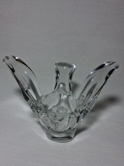 Princess house  lead crystal  flying Dove candy Dish