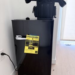 Frigidaire Mini Fridge 