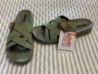 MUK LUKS SANDALS