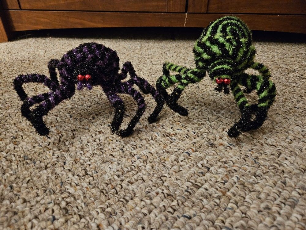 Halloween Poseable Black Purple And Green Spiders