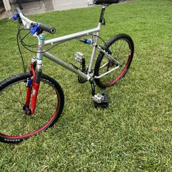 Caloi Double Suspension Mountain Bike 22”