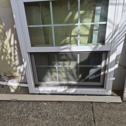 Vendo Una Ventana Usada En Bunas Condiciones 