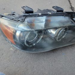 Bmw 7 Series RIGHT HEADLIGHT XENON OEM 06 To 08