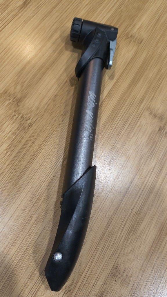 Via Velo Manual Bike Pump 
