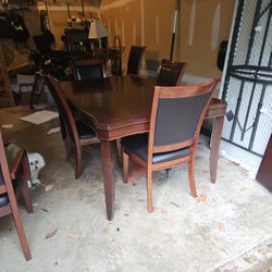 Table With 4 Chairs, Table Leaf, Matching 2 Countertop Chairs