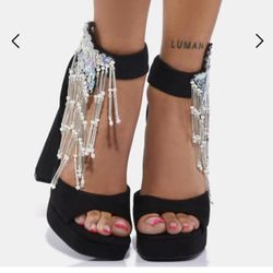 BNIB Shine Bright Platforms From Dolls Kill 8.5