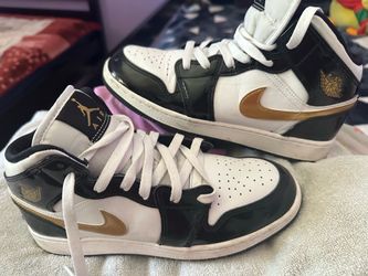 Nike shoes  para adolesente  pido 80