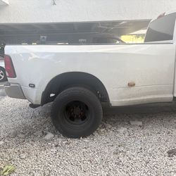 FOR SALE: 2018 DODGE ram 3500 dually