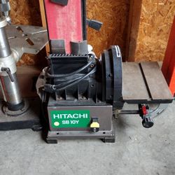 Hitachi Sander 