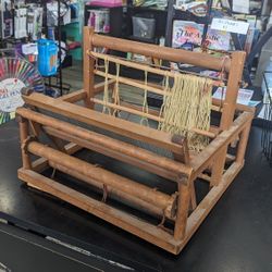 Antique Loom - Great Condition 