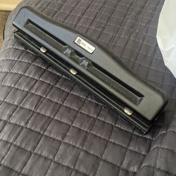 3 Hole Punch