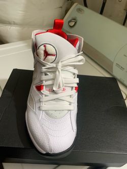 New In Box Jordan Jump Man Two Trey White University