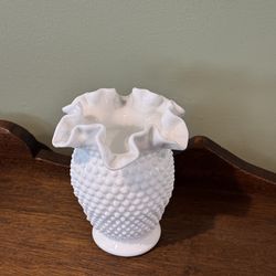 Milk glass vase