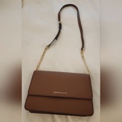Michael Kors Daniella Saffiano Bag