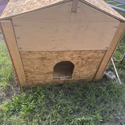 Dog house, insulated 