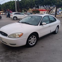 2006 Ford Taurus