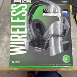 RIG 800 Pro HX Wireless Headset & Charging Stand for Xbox - Black 
