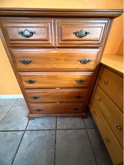 Dresser
