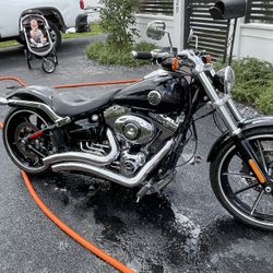 Harley Davidson 2015 Breakout 