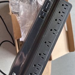 APS Back-UPS 850VA