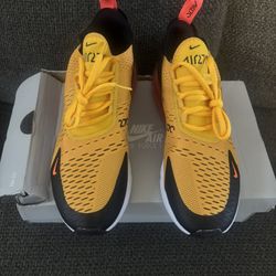 Tenis Nike  Men #8 / Women #9.5! New/Nuevos!