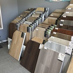 Vinyl & Laminate Floor/ Pisos $1.39 