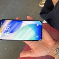 iPhone 15 T-mobile Locked 