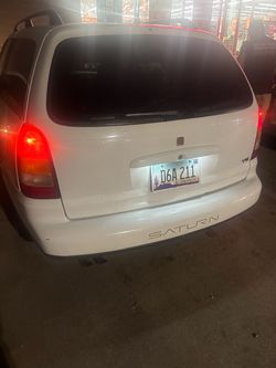 Saturn lw2 V6 Wagon White