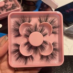 Lashes