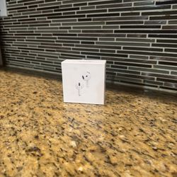 Earbuds 