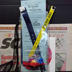 Dale Earnhardts LAST RACE Daytona 500 NASCAR**FULL TICKET ECT.** Memorabilia Lot