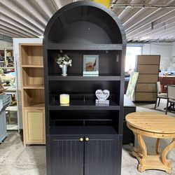 81" Tall Arched Cabinets,Bookcase with storage,Mid-Century Modern 6-Tier Bookshelf with Door,2 Book Risers and Adjustable Shelves offering more storag