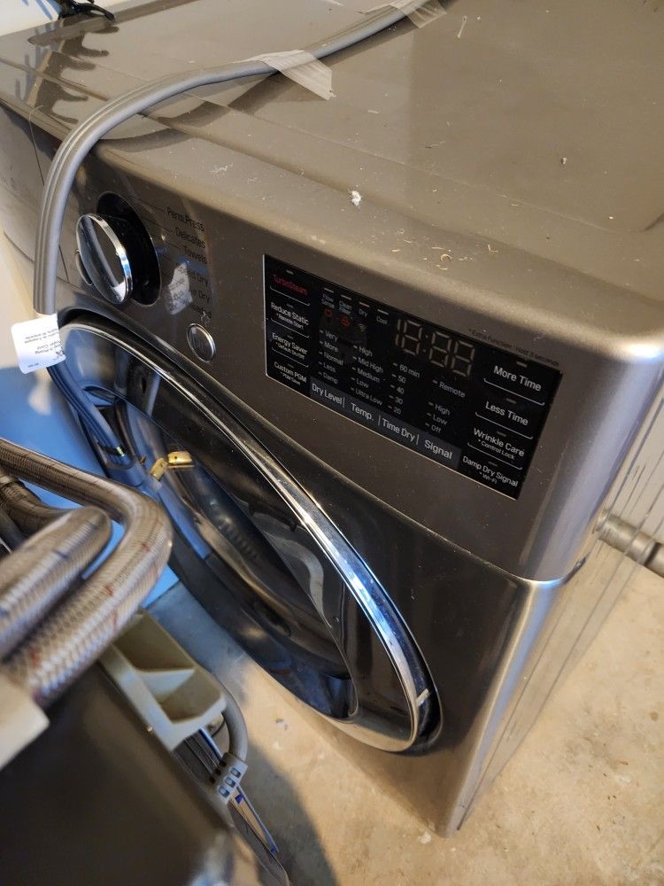 LG Front Loader Washer And Dryer Set for Sale in Overland Park, KS