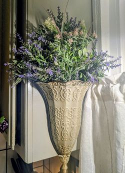 Decoration