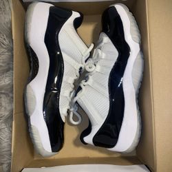 Air Jordan “Concord” 11 Low