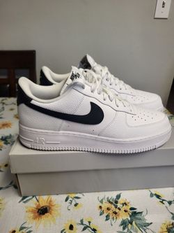 Nike air Forcé 1 white/black  size 12