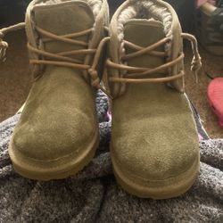 Ugg Shoes 