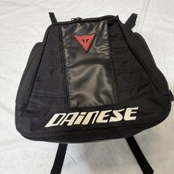 Dainese D-Tail Bag Motorcycle Tail Expandable 20.9l Rain Cover Touring Ogio