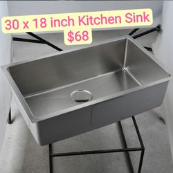 30 x 18 inch Kitchen Sink 18 Gauge Single Bowl, MAU22-3018S