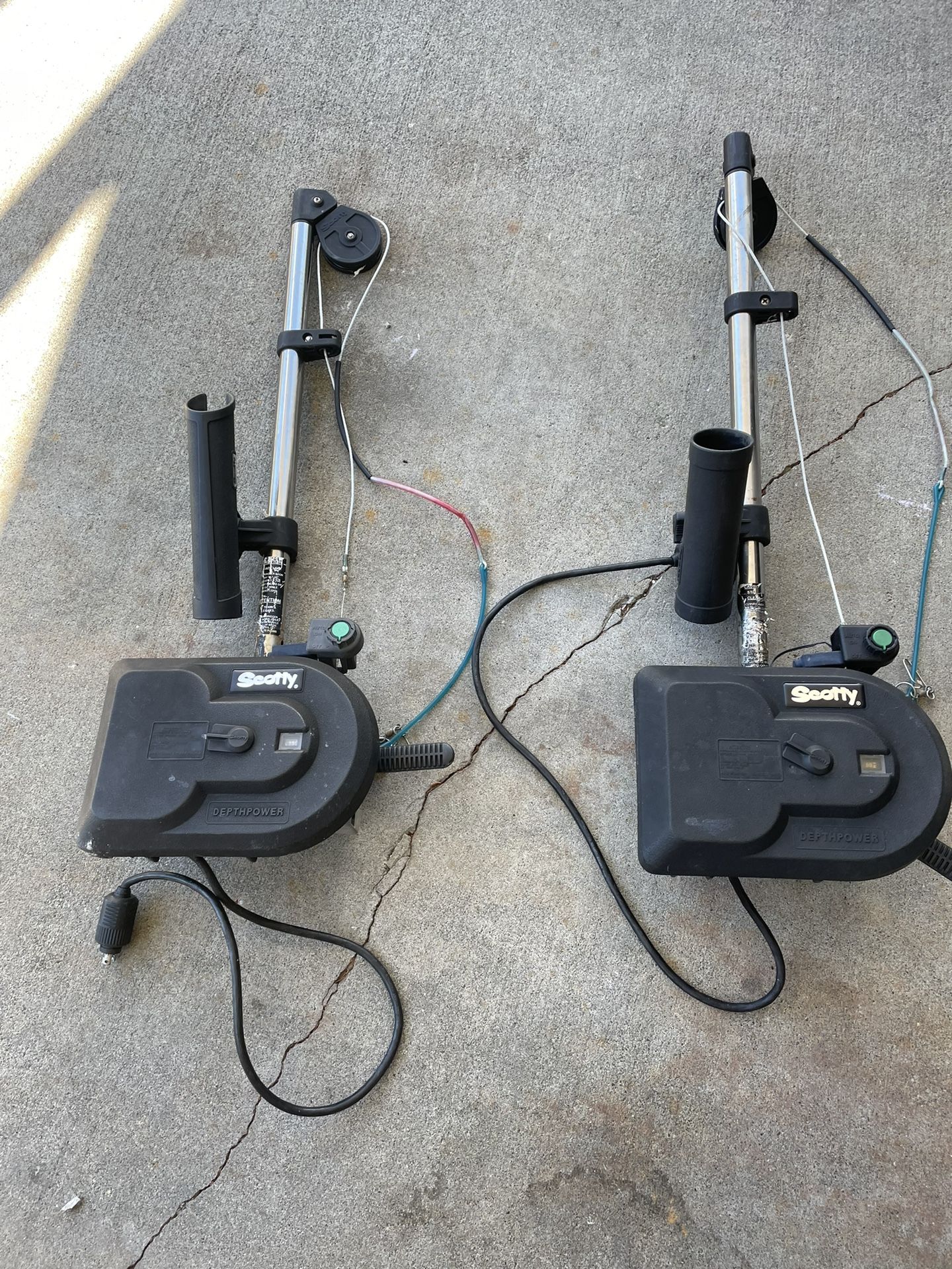 2 Scotty Electric Downriggers for Sale in Woodway, WA OfferUp