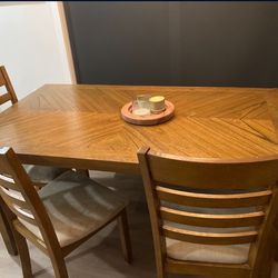 Dining Table With 4 Chairs And bench 