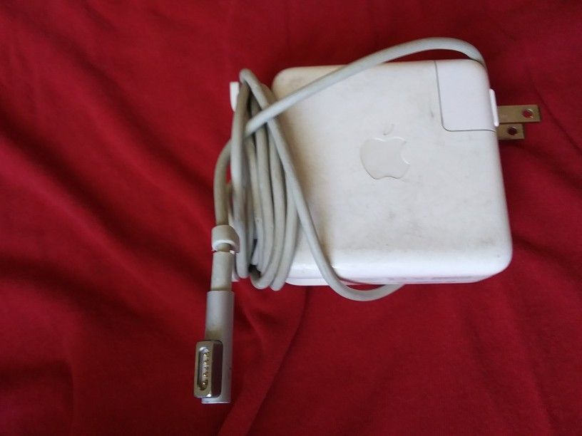 Original Genuine Apple MagSafe Power Adapter Macbook. APPLE CHARGER Laptop Charger Macbook Air Notebook TESTED WORKING FINE "1ST GENERATION"USED""
