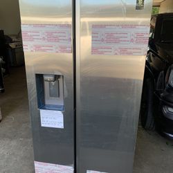 New Samsung Refrigerator 