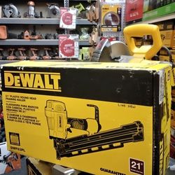 DEWALT 21° PLASTIC ROUND HEAD FRAMING NAILER 